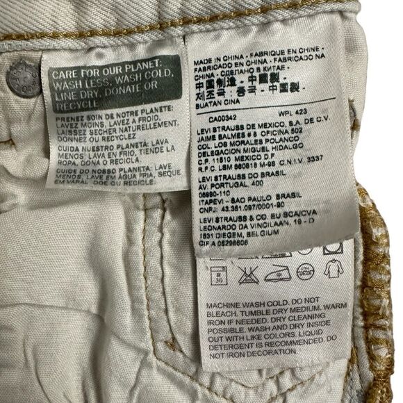 Levi’s ~ 501’s light wash almost white ~ denim cutoffs ~ button fly ~ size 25 - Picture 7 of 12